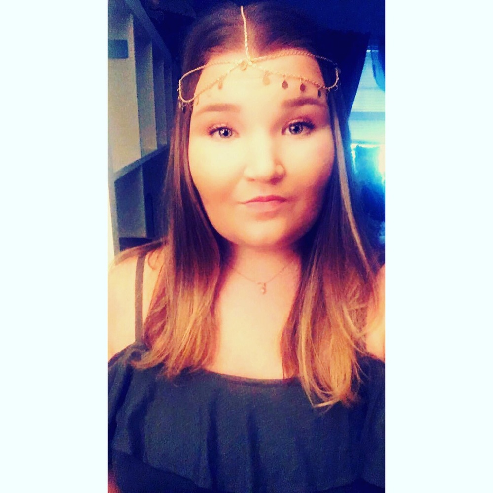 Meet your Posher, Lauryn